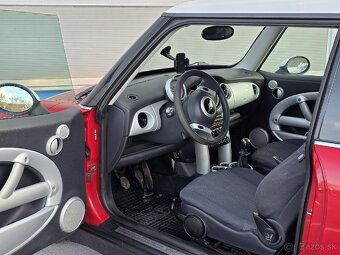 🏁 Mini Cooper 1.6i (85kW) – Štýlovka v 🔝 stave - 9