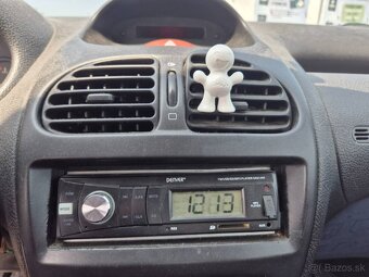 Peugeot 206 1.2i - 9