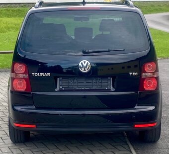 VOLKSWAGEN TOURAN 1.9 TDI 77Kw BEZ DPF 6 RYCHLOSTNÝ - 9