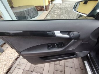 Audi A3 R32  184kw benzín DSG Quatro M2005 - 9