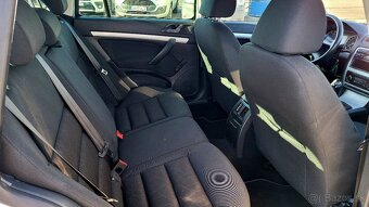 Škoda Octavia Combi 1.6 MPi Tour benzín - 9
