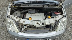 Opel Meriva 1.6 74 kw 2004 klimatizace STK 4/26 vyhř.sedačky - 9