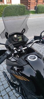 Suzuki V-Strom 650 - 9