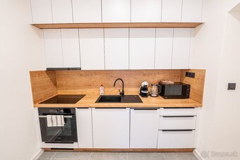 1 - izbový apartmán LISA v staromeštianskom dome LISABETH R - 9