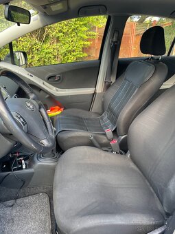 Toyota Yaris - 9