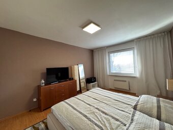 Prenajmeme veľkometrážny 2-izbový byt na Pionierskej ul - 9