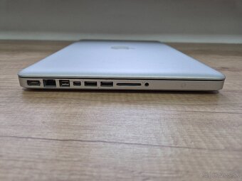 MacBook Pro (13-inch, 2009) /Core 2 Duo/4GB RAM/256GB SSD - 9
