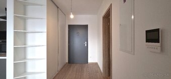 PNORF – nový 3i byt s balkónom, garážovým státím, Vivien - 9