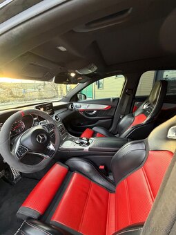 Mercedes AMG C63s - 9