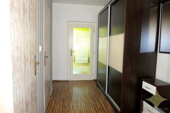 Veľkometrážny 3 izbový byt s balkónom po čiastočnej rekonštr - 9