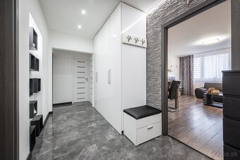 Moderne zrekonštruovaný byt v Záturčí - 9