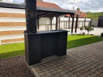 Predám zaujímavú samostatne stojacu nehnuteľnosť -Limbach. - 9