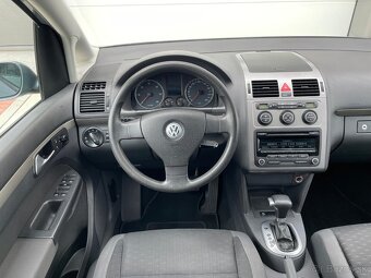 Volkswagen Touran 2.0 TDI DSG Sportline Facelift - 9