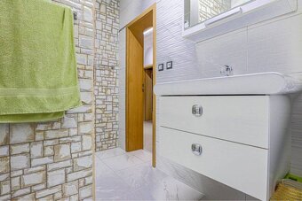 ALL INCLUSIVE | NA PREDAJ VEĽKOMETRÁŽNY 3 IZBOVÝ BYT , DUNAJ - 9