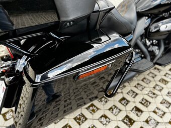 Harley Davidson/ Electra Glide Ultra Limited 114 FLHTK - 9