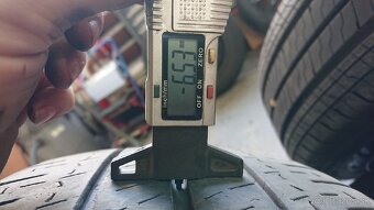 Michelin agilis 215/60 r17C - 9