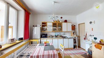 HALO reality - Predaj, rodinný dom Važec, Jána Hálu - EXKLUZ - 9