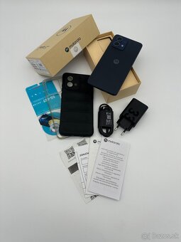 Motorola Moto G84 5G 256GB Midnight Blue ZÁRUKA + DARČEK - 9
