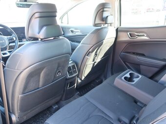 Kia Sportage 1.6T-GDi 132kW 4x4 AUTOMAT EXCLUSI DPH - 9