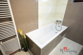 Na predaj Priestranný 7-izbový rodinný dom Banská Bystrica, - 9