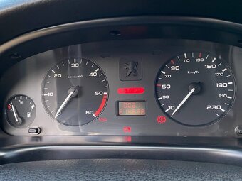 Na predaj: Peugeot 406 2.0 HDi kombi (2000) - 9