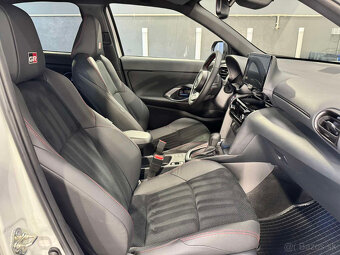 Toyota Yaris Cross GR Sport - 9