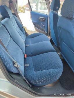 Predám Fiat Punto r.2000 - 9