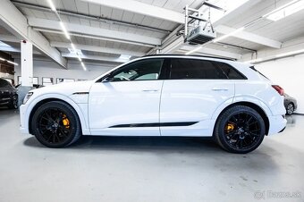 Audi E-tron - 9