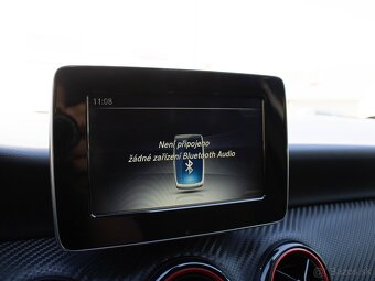 Mercedes-Benz GLA 200 d 4MATIC A/T - 9