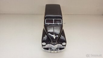 1:18 CHEVROLET FLEETMASTER - 9