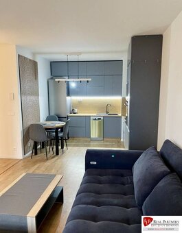 Na prenájom 2izb. byt s balkónom a garážou, Slnečnice-POP, P - 9