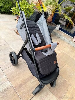Kočík KINDERKRAFT Grande Plus Grey - 9