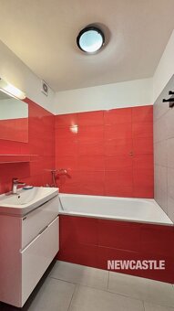 NEWCASTLE | Prenájom 3-izbového bytu 65 m² s balkónom, voľný - 9