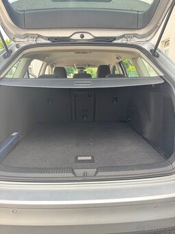 Volkswagen Golf 8 Variant 2.0 TDI DSG 110kW - 9