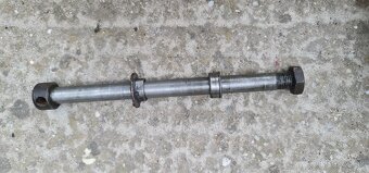 Zadné koleso + zadná brzda + os - JAWA ČZ 175 / 356 - 9