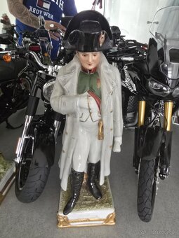 NAPOLEON SOSKY 8KUSI - 9