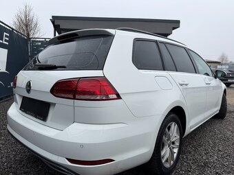 Volkswagen Golf Variant 2.0 TDI Highline - 9