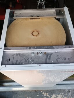 Predám 60l plynový bojler - protherm - 9