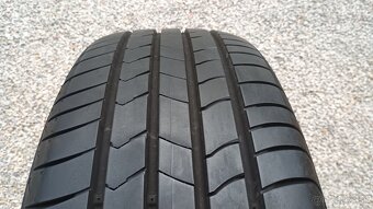 Letná sada originál Renault Captur, 5x114,3 R17 - 9