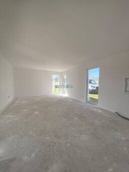 Novostavba RD - holodom - Malý Cetín - 9