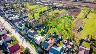 Rodinný dom s krásnou záhradou - 9