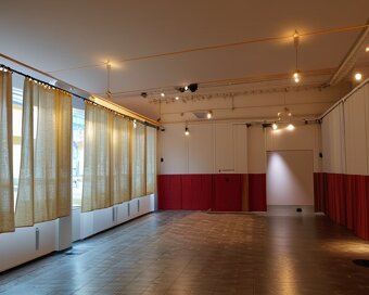 Na predaj viacúčelový objekt Koválov - 9