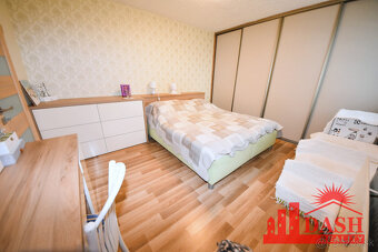 Na predaj veľký 3 izbový byt s lodžiou, 77 m2, Trenčín, Hala - 9