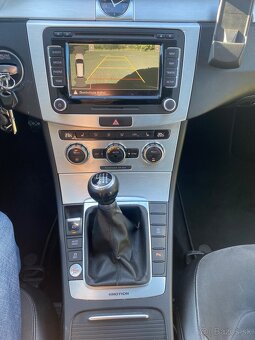 Volkswagen Passat kombi B7.  2.0 D. 4x4 - 9