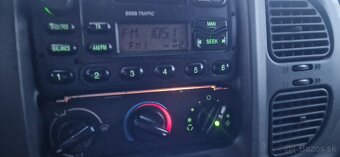 Ford Transit 2.4td 9 miest - 9