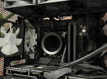 i9 14900KS\32GB\RTX 5080\SSD\1200W Zdroj - 9