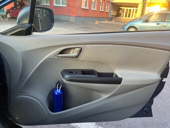 Honda Insight 1.3 Hybrid – 2009 - 9