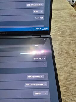2 Displejovy OLED Asus Zenbook duo s intel core ultra 9 proc - 9
