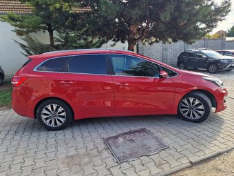 KIA Ceed SW 1.6 CRDi VGT 136k Automat Platinum (diesel) - 9