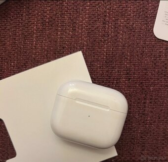 Apple AirPods 3 - 9